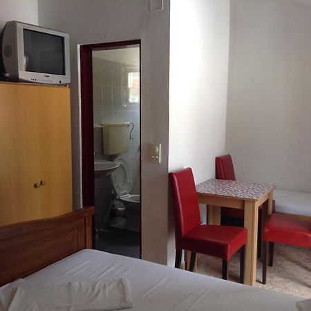 Hotel Kuca Tomovic Budva Exterior foto