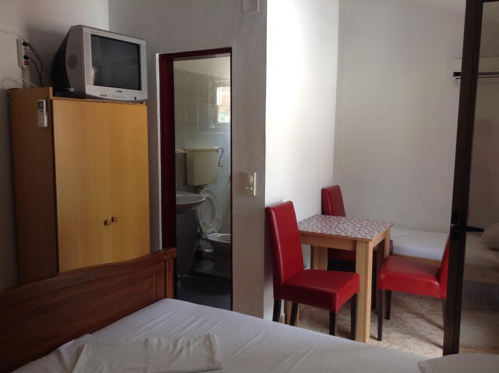 Hotel Kuca Tomovic Budva Exterior foto